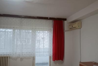 Garsonieră decomandată în Berceni