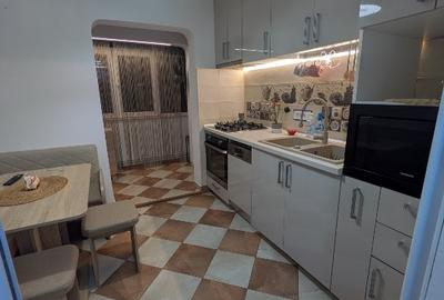 Apartament cu 3 camere decomandat, mobilat în Km 4-5 - 1
