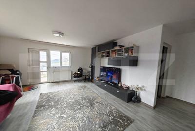 Casa de vanzare cu 5 camere, 180 mp, si 800 mp teren, zona T - 9