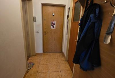 Titan, 10 minute metrou Costin Georgian, la piata Minis,  2 grupuri sanitare - 6