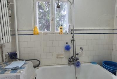 Casă cu 8 camere cu Garaj în Iancului - 9