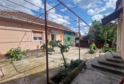 Casă individuală cu 4 camere în Mihai Bravu