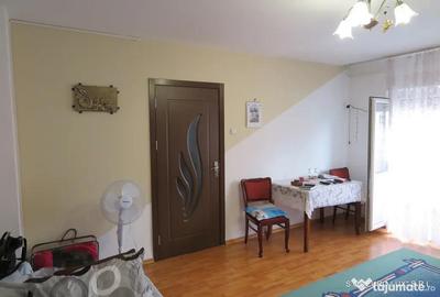 Garsonieră decomandată în Alfa - 2