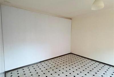 Casă individuală cu 7 camere cu Canalizare în Centrul Istoric - 3