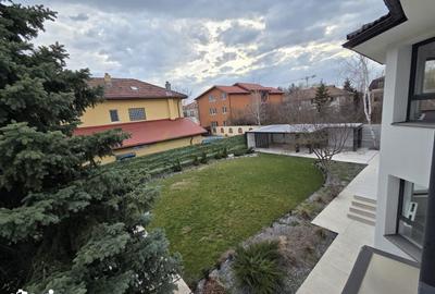 Casă cu 7 camere cu Teren 1032 Mp în Central - 7