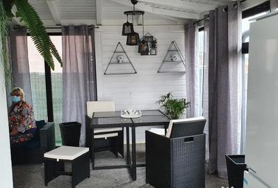 Casă cu 4 camere cu Teren 300 Mp în Central - 1