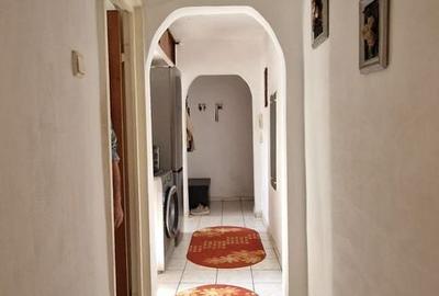 Apartament cu 3 camere semidecomandat în ICIL - 6