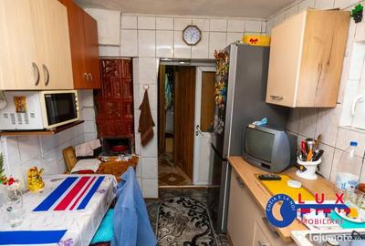 Casă cu 3 camere cu Teren 225 Mp în Monumentului - 2