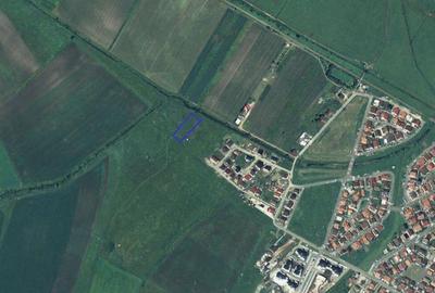 Teren de 2410 mp, în Tineretului - 2