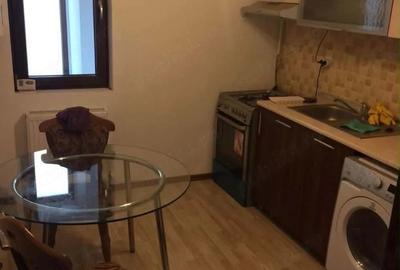 Apartament cu 2 camere decomandat în 1 Mai - 5