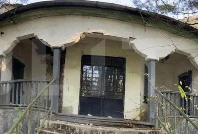 Casă cu Teren 338 Mp în Central - 2