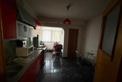 Apartament cu 3 camere decomandat în Nord - 5