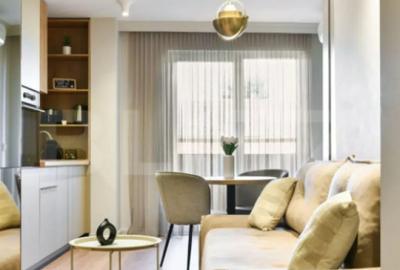 Apartament cu 3 camere decomandat în Central - 1