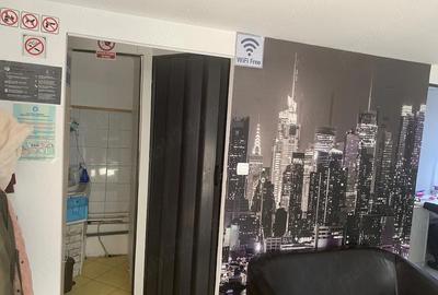 Spațiu comercial, de 42 mp, în Central - 1