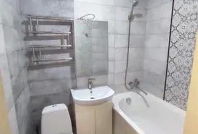 Garsonieră decomandată în Regie