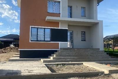 Casă individuală cu 4 camere cu Teren 380 Mp în Valea Adâncă - 1