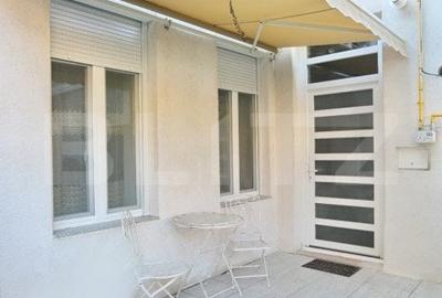 Apartament cu 3 camere decomandat, mobilat în Ultracentral