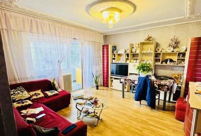 Apartament cu 4 camere decomandat în Micălaca - 2