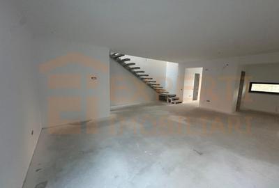 Vila deosebita de vanzare - zona Mamaia Nord pe malul lacului - 15