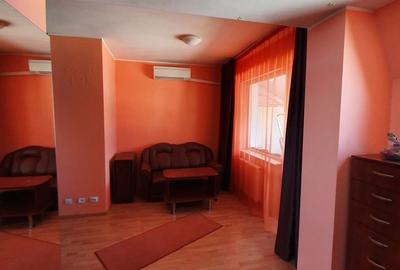 Garsonieră decomandată în Central - 1