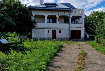 Casă cu 4 camere în Central - 4