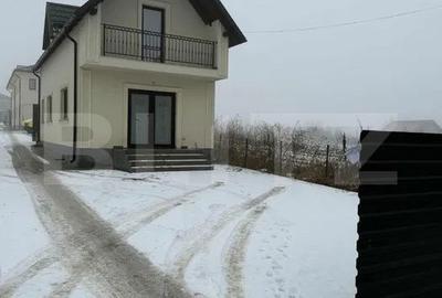 Casă cu 3 camere cu Teren 300 Mp în Ipotești - 10