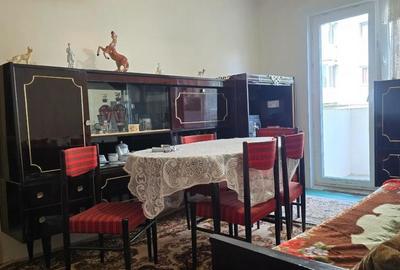 Apartament 2 camere in Deva, zona Maxxa - 1