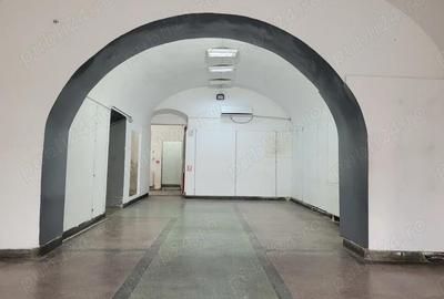 Spațiu comercial, de 170 mp, în Boul Roșu - 7