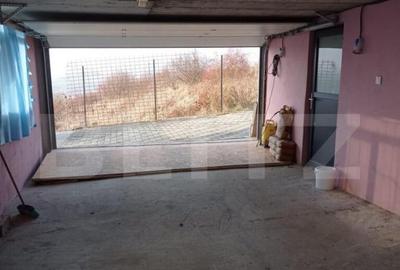 Casă cu 5 camere cu Teren 2500 Mp în Central - 30