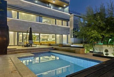 Casă individuală cu 8 camere cu Canalizare în Floreasca - 1