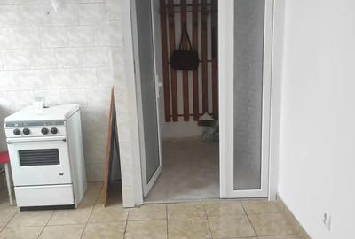 Garsoniera etj 2 zona Dacia - 1