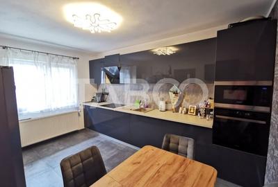 Casa moderna de vanzare in localitatea Cristian din judetul Sibiu - 3