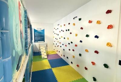 Casă cu 6 camere cu Teren 250 Mp în Central - 5