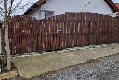 Casă cu 3 camere în Livezeni - 8