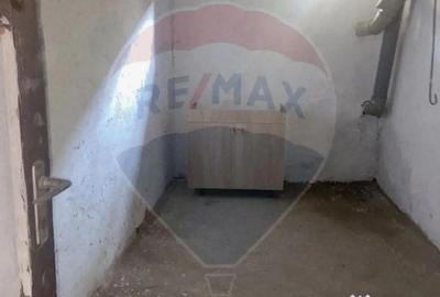 Spațiu comercial, de 7 mp, în Central - 3