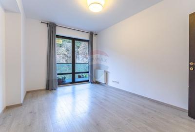 Apartament cu 4 camere de închiriat Tampa Gardens Racadau etaj 10/12 - 14