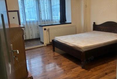 Garsonieră decomandată în Central - 7