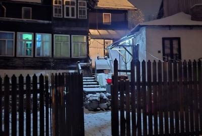 Casă cu 7 camere cu Teren 243 Mp în Poiana Țapului - 2