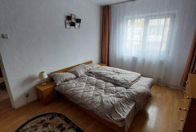 Inchiriez apartament 2 cam nedec zona Govandari,Micro 4 - 2