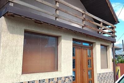 Casă cu Teren 176 Mp în Transilvaniei - 1