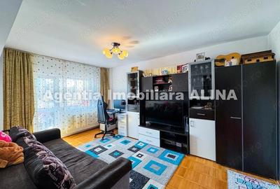 Apartament cu 2 camere decomandat în Decebal - 1