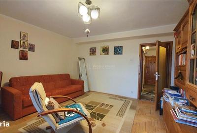 Apartament cu 3 camere decomandat în Obcini - 4