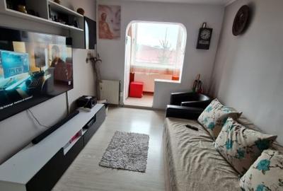 Apartament cu 1 camere decomandat în Uzina 2 - 4