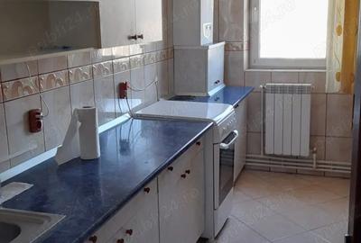 Inchiriez apartament 2 camere mazepa 2 - 7