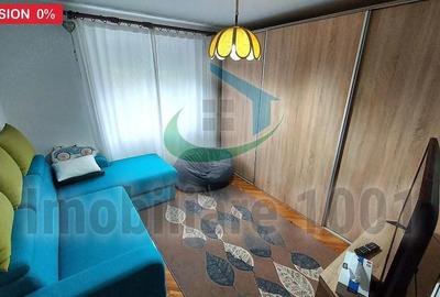 Apartament cu 4 camere decomandat în Central - 2