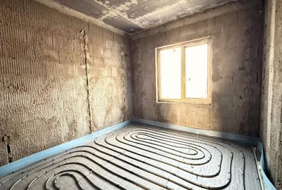 Duplex cu 3 camere cu Canalizare în Albina - 5