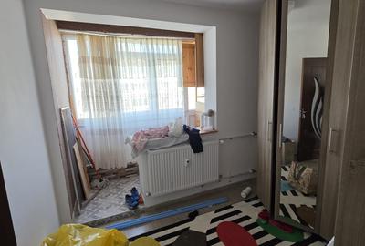 Apartament cu 4 camere semidecomandat în Drumul Taberei - 7