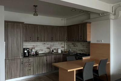 Apartament cu 2 camere decomandat în Central - 3