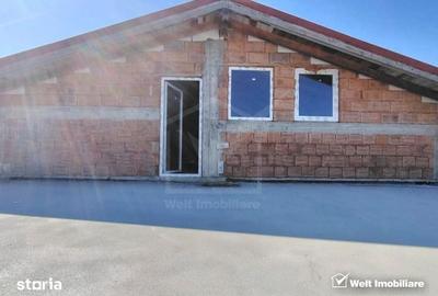 Casă cu 5 camere cu Teren 1843 Mp în Jucu - 2