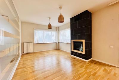 Apartament cu 4 camere decomandat în Central - 1